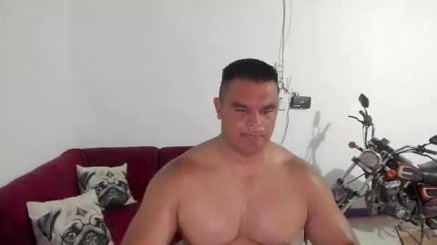 follow me   here you find me online show from January 2026 04:44:01 PM