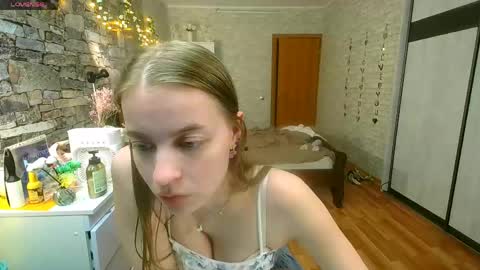 Aphrodite online show from May 2026 04:04:02 PM