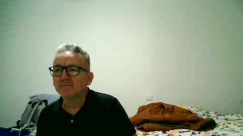 furry bear online show from December 2024 07:29:01 PM
