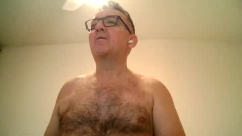 furry bear online show from February 2025 09:16:01 PM