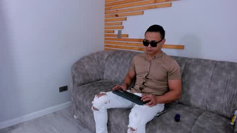 Snapshot of apol0o chatting on November 2025 08:08:01 PM Apolo online show from November 2025 08:08:01 PM