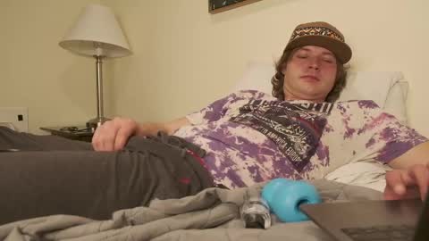 Snapshot of apolloflex chatting on April 2026 05:23:01 AM Apollo FleXXX online show from April 2026 05:23:01 AM