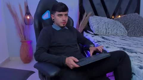 Apolo online show from November 2025 03:15:02 PM