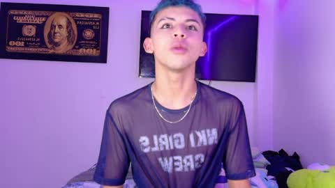Snapshot of apolo_prince1 chatting on May 2026 10:17:01 PM Apolo online show from May 2026 10:17:01 PM