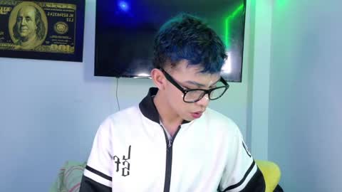 Snapshot of apolo_prince1 chatting on May 2026 02:30:01 AM Apolo online show from May 2026 02:30:01 AM