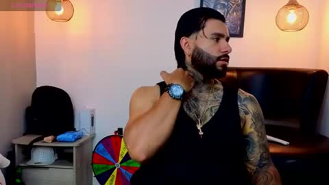 Snapshot of apolo_ryder chatting on June 2026 03:36:01 PM APOLO online show from June 2026 03:36:01 PM