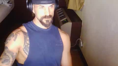 Snapshot of applejaxxx117 chatting on May 2026 03:35:01 AM applejaxxx117 online show from May 2026 03:35:01 AM