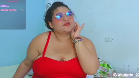 Snapshot of april_lopez69 chatting on August 2026 03:41:02 AM khaterin online show from August 2026 03:41:02 AM