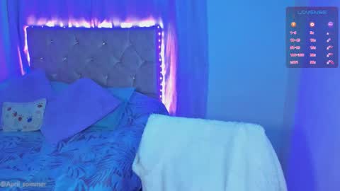 Snapshot of april_sommers chatting on November 2025 10:04:02 AM April online show from November 2025 10:04:02 AM