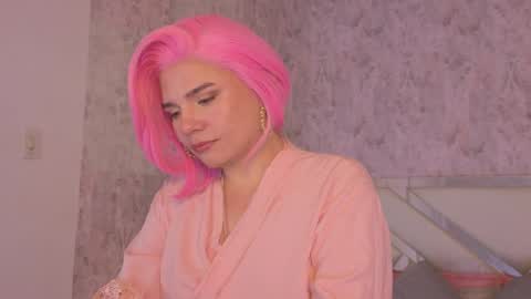 Isabella online show from April 2026 09:19:01 PM