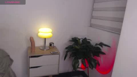 Snapshot of april_sutra chatting on June 2026 01:08:01 AM April Sutra online show from June 2026 01:08:01 AM