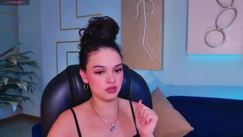 Snapshot of aprilrhodes_ chatting on February 2025 09:13:02 AM April Rhodes online show from February 2025 09:13:02 AM