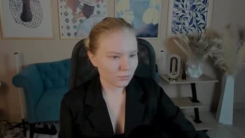 Snapshot of aprilserenity chatting on October 2025 02:30:02 AM April. All year round. online show from October 2025 02:30:02 AM