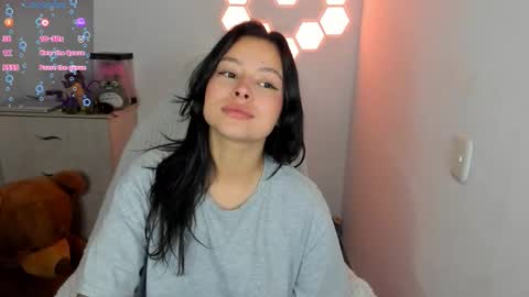 aqua emilly online show from December 2025 11:53:01 PM