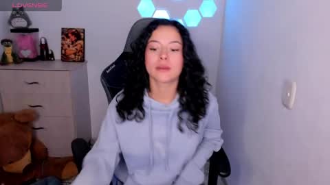 aqua emilly online show from May 2026 10:59:01 PM