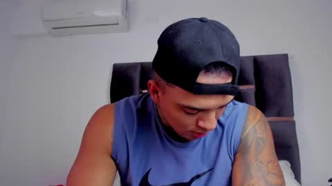AquilesElpapi online show from June 2026 05:49:02 PM