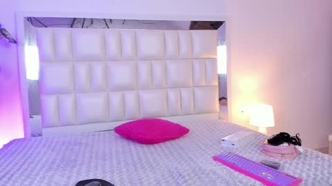   online show from December 2024 05:27:02 AM