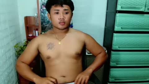 archie_hotguy online show from November 2025 03:11:01 PM
