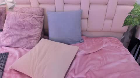    online show from May 2026 01:43:02 AM