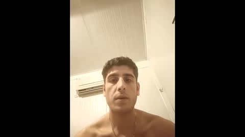 Snapshot of arenn1997 chatting on December 2025 12:04:02 AM arenn1997 online show from December 2025 12:04:02 AM