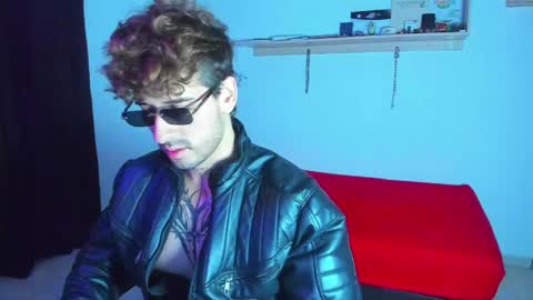 Snapshot of ares_blue chatting on May 2026 01:38:01 PM ares blue online show from May 2026 01:38:01 PM