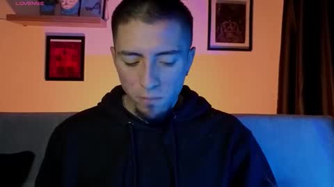 Mateo online show from November 2025 04:10:02 AM