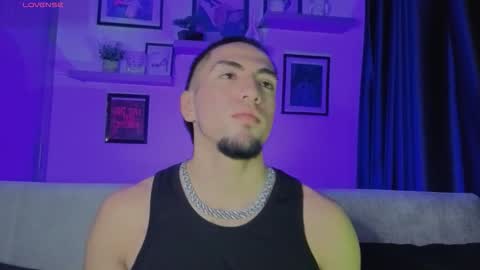 Mateo online show from November 2025 04:11:01 AM