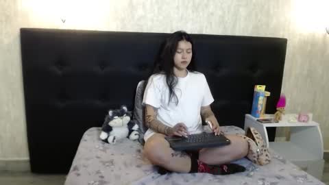 Snapshot of ari11corn chatting on January 2026 01:57:02 PM Daila online show from January 2026 01:57:02 PM