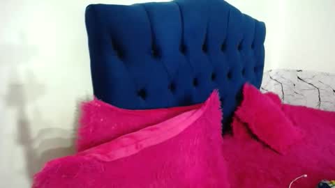 ARIANNA  online show from April 2026 03:13:02 AM