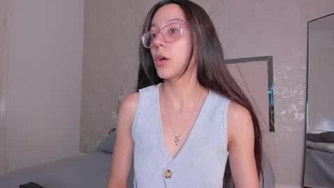 Ari Wilde online show from April 2026 12:55:02 PM