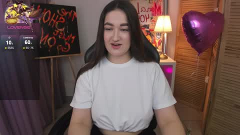 Snapshot of aria_blisss chatting on February 2025 08:49:01 AM aria_blisss online show from February 2025 08:49:01 AM