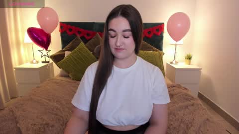 Snapshot of aria_blisss chatting on February 2025 09:50:02 AM aria_blisss online show from February 2025 09:50:02 AM