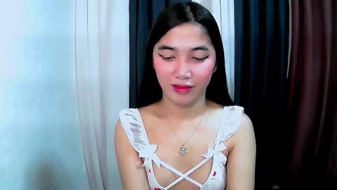 Snapshot of aria_fucks chatting on October 2025 01:50:02 AM ARIA online show from October 2025 01:50:02 AM