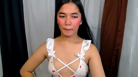 Snapshot of aria_fucks chatting on June 2026 04:18:02 PM ARIA online show from June 2026 04:18:02 PM