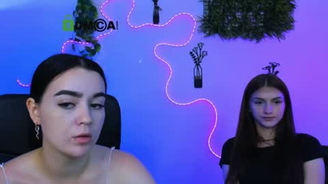 Snapshot of aria_glow chatting on July 2026 10:21:02 AM Aria online show from July 2026 10:21:02 AM
