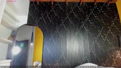 Aria Millers  online show from December 2025 10:13:02 AM