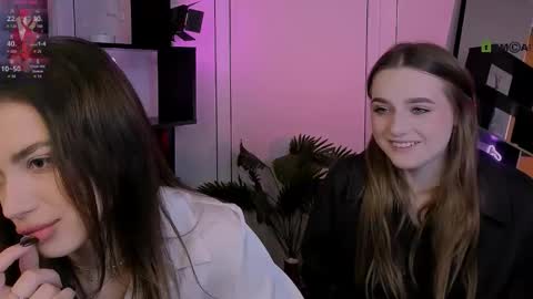 Luna online show from November 2025 05:51:01 AM