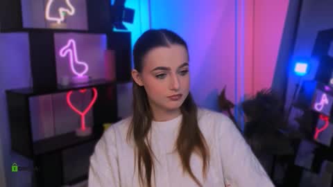 Luna online show from December 2025 06:10:01 AM