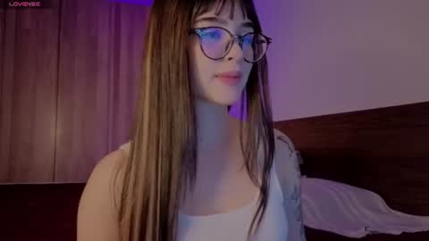 Roxxy online show from June 2026 09:48:02 PM