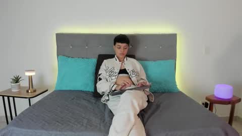 Snapshot of aria_quintero chatting on October 2025 11:30:01 AM Aria Quintero online show from October 2025 11:30:01 AM