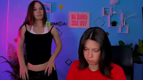 aria_wild_ online show from June 2026 06:34:01 PM
