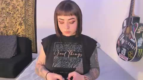 Aria and Orien online show from July 2026 08:03:01 PM