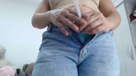 ariacoral online show from November 2025 01:55:02 PM