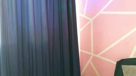 Snapshot of ariadna_and_antonella chatting on May 2026 07:00:01 PM dafna lorens online show from May 2026 07:00:01 PM