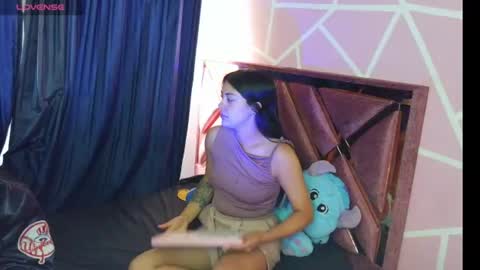 Snapshot of ariadna_and_antonella chatting on June 2026 01:44:02 PM dafna lorens online show from June 2026 01:44:02 PM