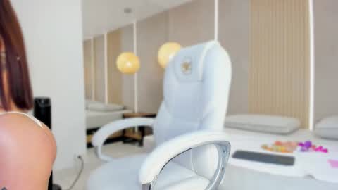 ariadna online show from January 2026 08:01:02 PM