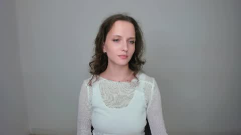 Snapshot of ariadna_s chatting on June 2026 10:26:01 PM Ariadna online show from June 2026 10:26:01 PM