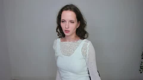 Snapshot of ariadna_s chatting on June 2026 09:54:02 PM Ariadna online show from June 2026 09:54:02 PM