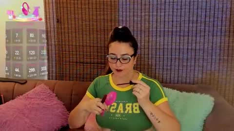 Ariana Cruz online show from April 2026 12:44:02 PM