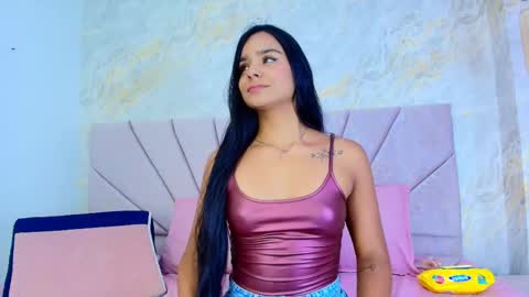 Snapshot of ariana_florez chatting on May 2026 07:07:02 PM Sofia online show from May 2026 07:07:02 PM